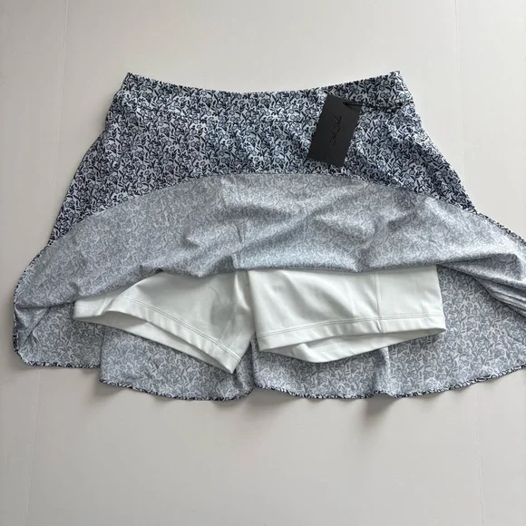 Women’s Bad Birdie Golf Exec Skort XL New With Tags MSRP $72 - Picture 3 of 8